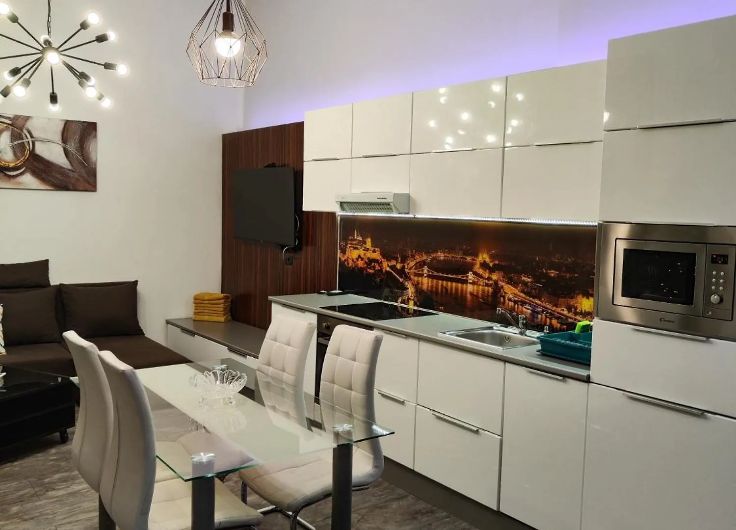 Dolce Vita Lux Budapest 0*,  Hungary